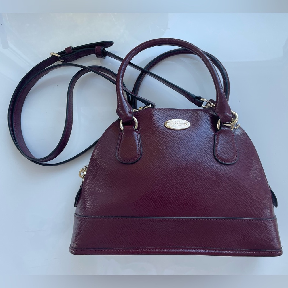 EUC COACH small burgundy crossbody dome-shaped satchel